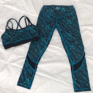 Blue Gaiam Yoga Set Sports Bra and Leggings